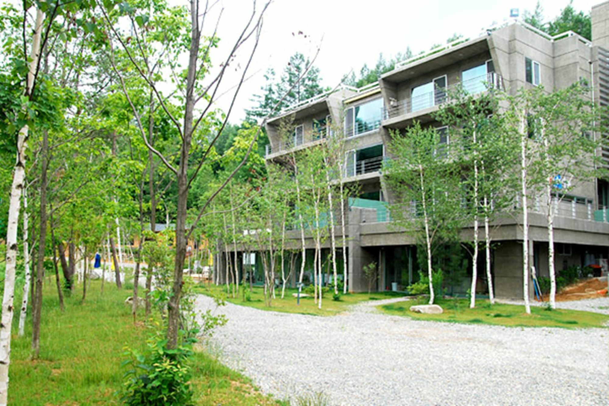 Pyeongchang The Sky Forest Hotel Exterior photo